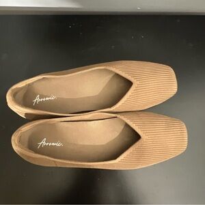 Arromic Women’s Ballet Flats sz 9.5